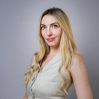 Анастасия Сергеевна