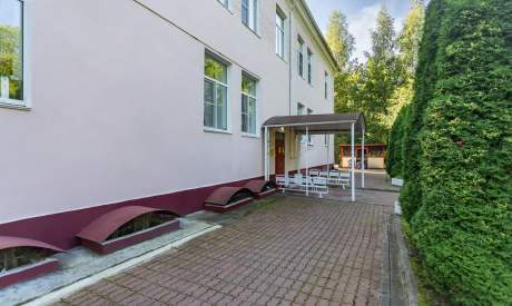 Фото пансионата Источник. Экстерьер # 4 (мин.)