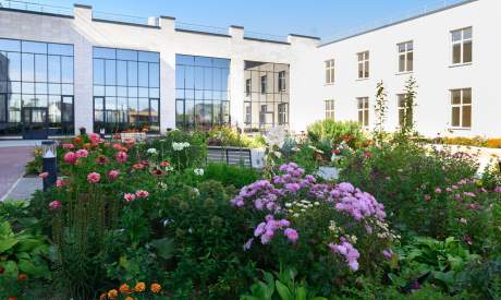 Фото пансионата Цветы. Экстерьер # 46 (мин.)